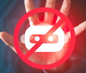 Most Major News Publishers Block AI Training & Retrieval Bots