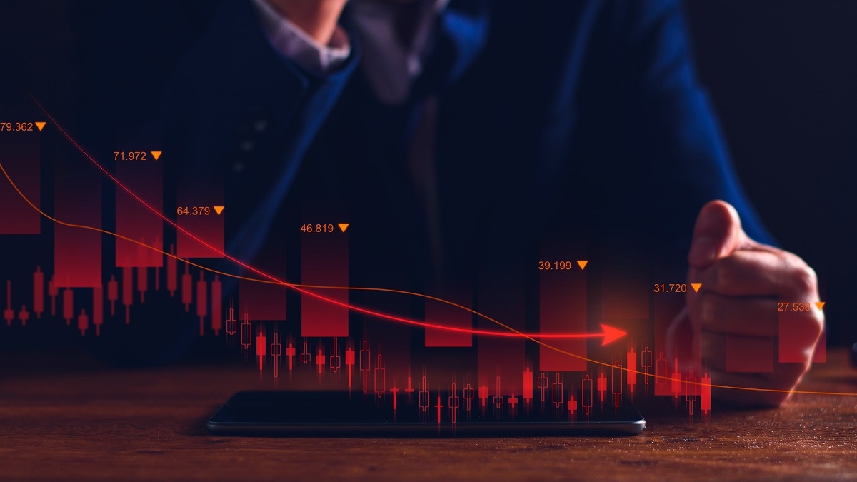 Infosys shares crashed 9.16% over the week, while Tata Consultancy Services (TCS) counter declined 8.48%. HCL Technologies' stock ended the week down 8.7%.