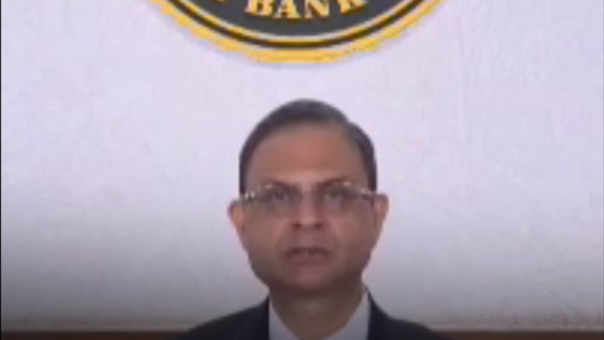 RBI Rate Cuts Transmit Well As Bank Lending, Deposit Rates Fall Sharply