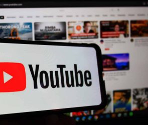 YouTube tests sticky banner after ad skip