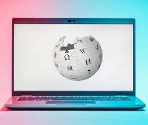 Wikipedia Bans Use Of AI-Generated Content