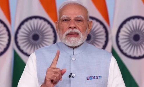 “Today I have come to talk to the women of India,” he said, adding that “All Indian citizens are seeing how Indian women's flight was curbed.”