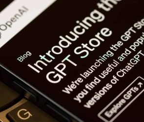 How to build a custom GPT for business (that your team actually uses)