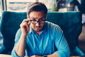 Deindexing Reports Keep Coming, Google Sees Nothing Unusual