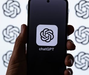 ChatGPT Users Are Now Mostly Non-English
