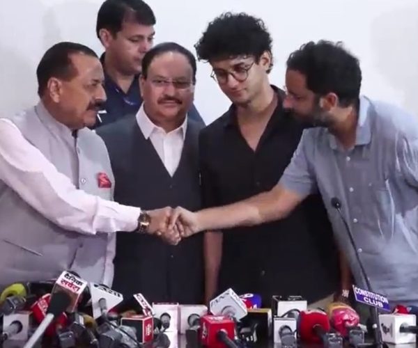 CJP Chief Spokesperson Saurav Das said the government had agreed to withdraw the cases and assured the group that details of all FIRs would be shared.